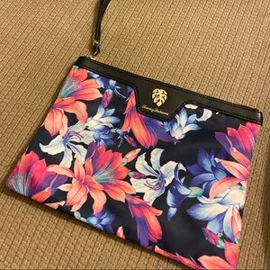 Tommy Bahama Wristlet